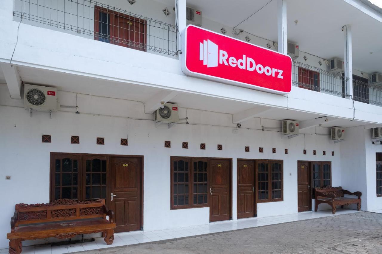 Reddoorz Near Plaza Ambarrukmo Yogyakarta Hotel Maguwo Exterior photo