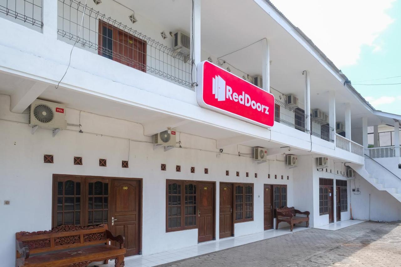 Reddoorz Near Plaza Ambarrukmo Yogyakarta Hotel Maguwo Exterior photo
