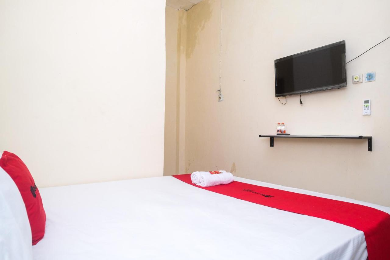Reddoorz Near Plaza Ambarrukmo Yogyakarta Hotel Maguwo Exterior photo