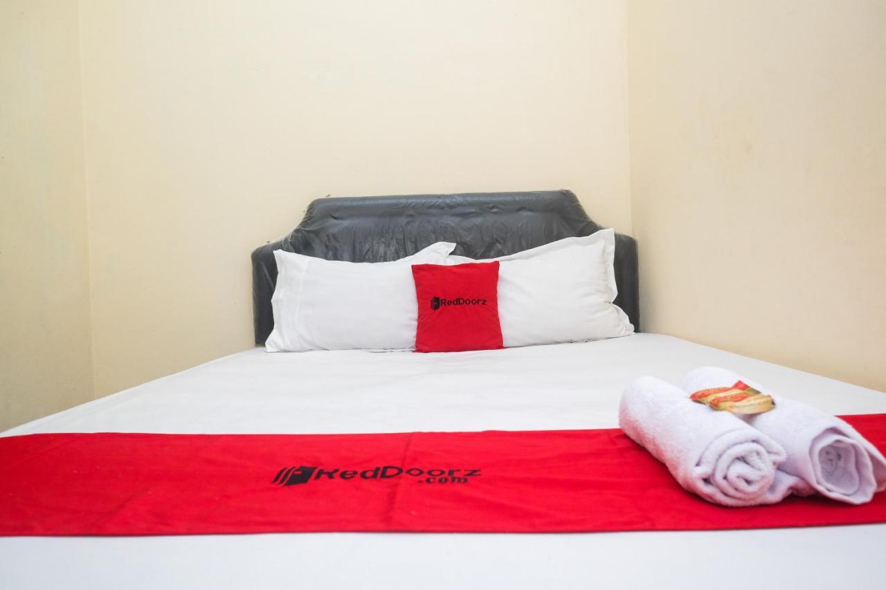 Reddoorz Near Plaza Ambarrukmo Yogyakarta Hotel Maguwo Exterior photo